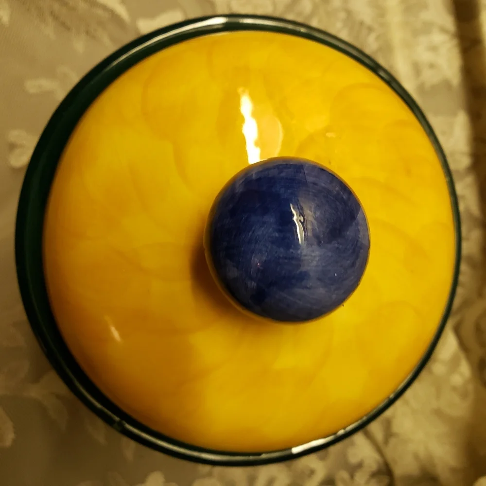 Vintage Canister Cookie Jar GEI Pear Sealing Lid